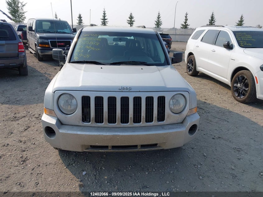 1J4FT28B09D231418 2009 JEEP LIBERTY (PATRIOT) photo no. 12