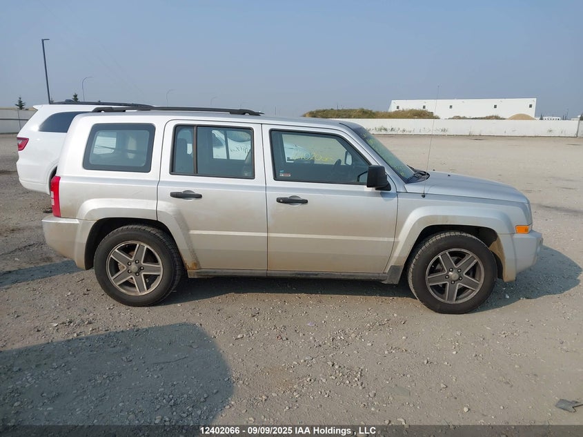 1J4FT28B09D231418 2009 JEEP LIBERTY (PATRIOT) photo no. 13