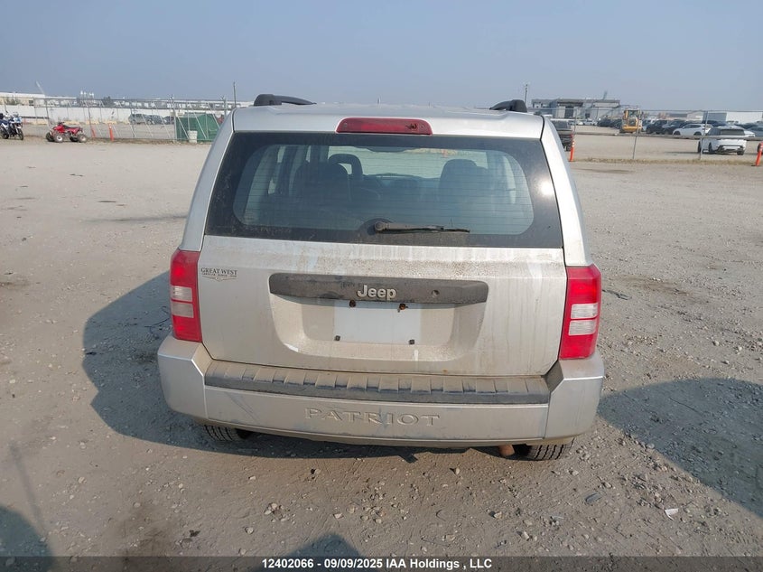 1J4FT28B09D231418 2009 JEEP LIBERTY (PATRIOT) photo no. 16