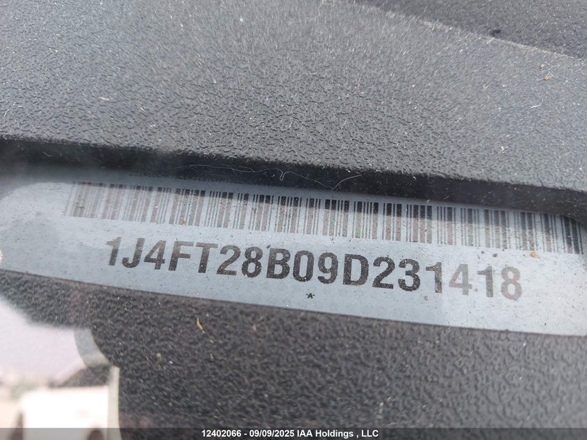 1J4FT28B09D231418 2009 JEEP LIBERTY (PATRIOT) photo no. 18