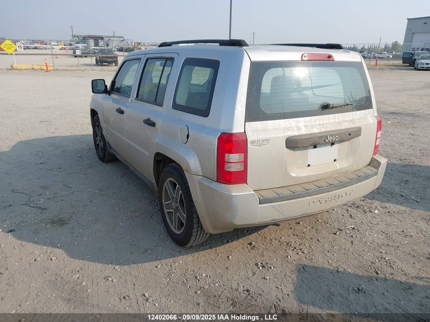 1J4FT28B09D231418 2009 JEEP LIBERTY (PATRIOT) photo no. 3