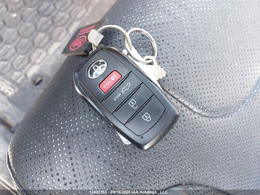 2022 Toyota Tundra Limited VIN: 5TFJA5EC5NX006005 Lot: 12402352