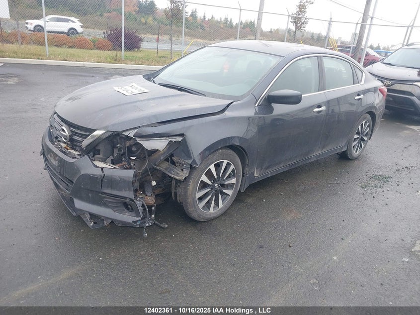 1N4AL3AP2JC184484 2018 NISSAN ALTIMA photo no. 2