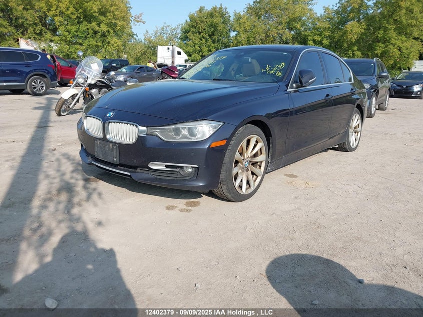 WBA3D5C54EKX97898 2014 BMW 3ER photo no. 2