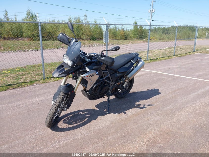 WB10B0709HZ595516 2017 BMW F 800 photo no. 2