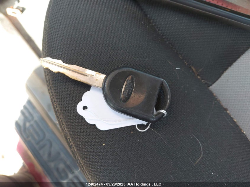 2011 Ford Ranger Super Cab VIN: 1FTLR4FE7BPA00424 Lot: 12402474