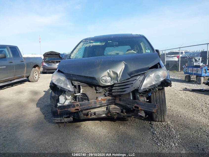 5TDDK3DC1CS047959 2012 TOYOTA SIENNA photo no. 13