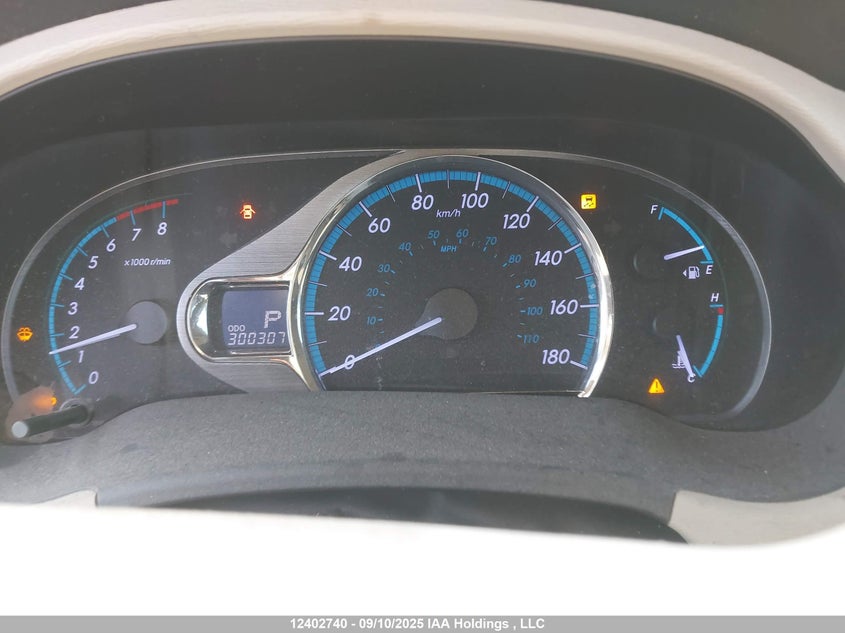 5TDDK3DC1CS047959 2012 TOYOTA SIENNA photo no. 7
