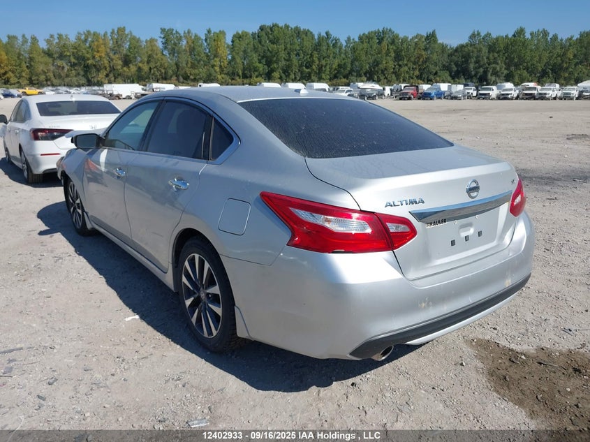 1N4AL3AP0HN304779 2017 NISSAN ALTIMA photo no. 3