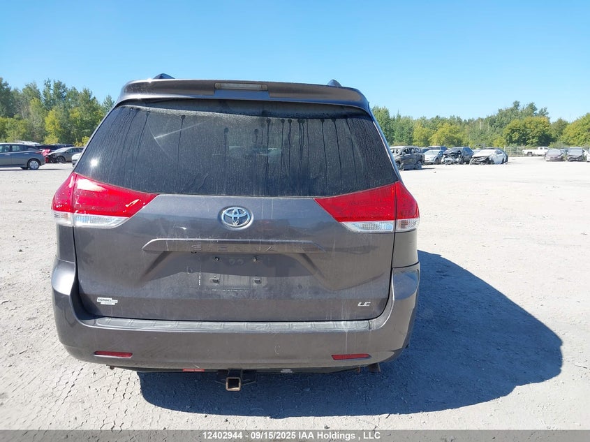 5TDKK3DCXDS397860 2013 TOYOTA SIENNA photo no. 16