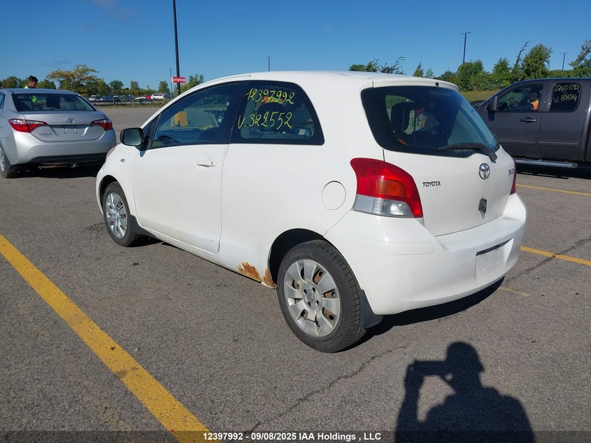 2010 Toyota Yaris Ce VIN: JTDJT4K35A5322552 Lot: 12397992X