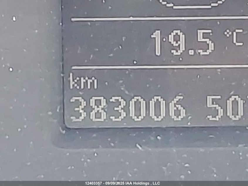 2015 Volkswagen Passat S VIN: 1VWAS7A33FC104793 Lot: 12403357