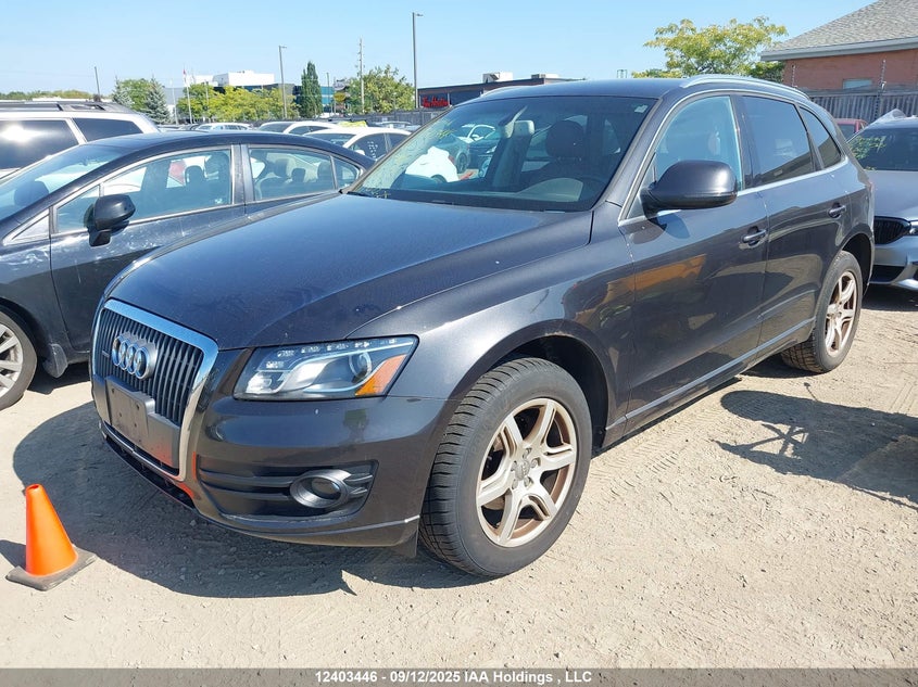 WA1LFCFP0CA085836 2012 AUDI Q5 photo no. 2
