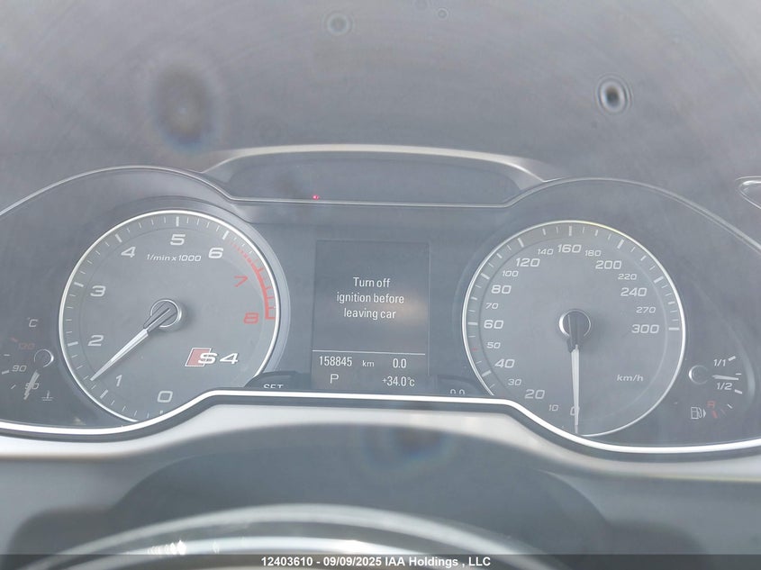 2014 Audi S4 3.0 Technik VIN: WAUFGCFLXEA002197 Lot: 12403610