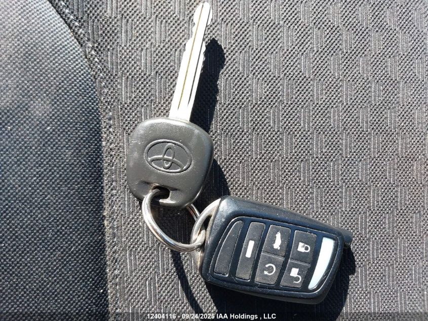 2008 Toyota Yaris VIN: JTDJT923385160895 Lot: 12404116