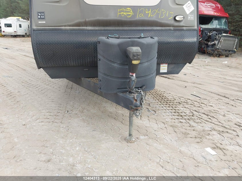 5ZT2LCXB6FB006762 2015   photo no. 10