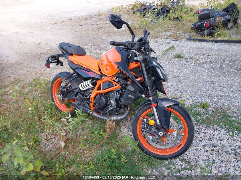 MD2JPJ400RN240417 2024 Ktm 390 Duke auction photo 1