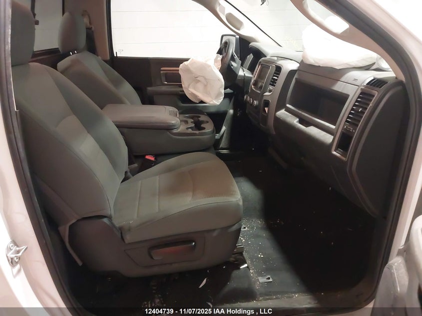 3C6JR7DT7LG301072 2020 RAM 1500 photo no. 5