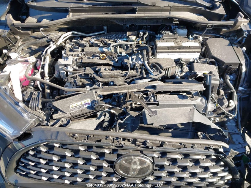 2025 Toyota Corolla Cross Le VIN: 7MUCAABG7SV138103 Lot: 12404835