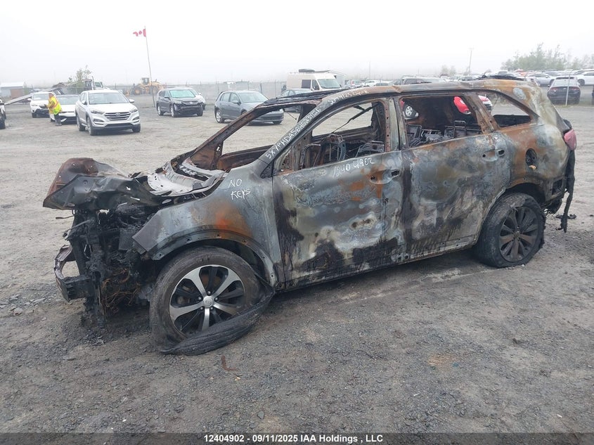 5XYPHDA58HG234126 2017 KIA SORENTO photo no. 2