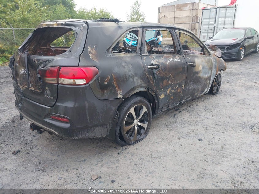5XYPHDA58HG234126 2017 KIA SORENTO photo no. 4
