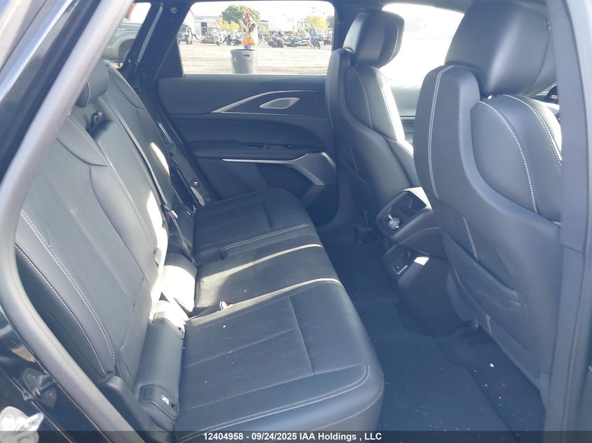 2024 Cadillac Lyriq Luxury 2 Rwd VIN: 1GYKPRRL5RZ137363 Lot: 12404958