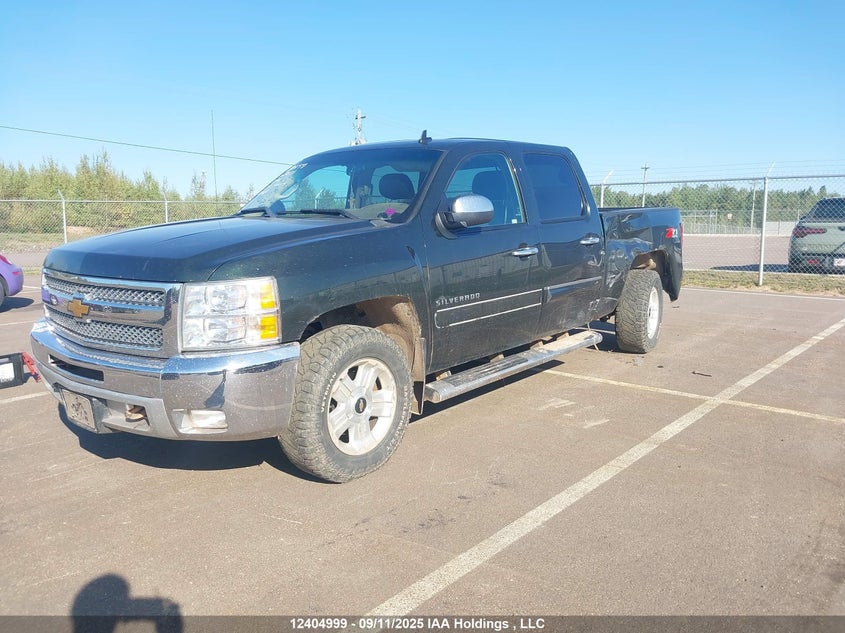 3GCPKSE70DG266128 2013 CHEVROLET SILVERADO photo no. 2
