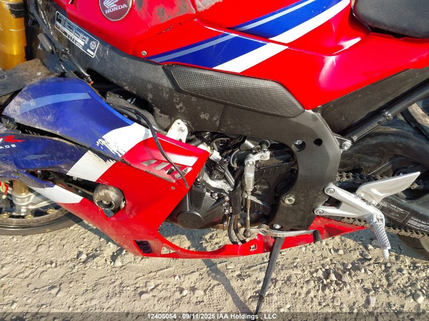 2025 Honda Cbr1000 Sp VIN: JH2SC8240SK400038 Lot: 12405054