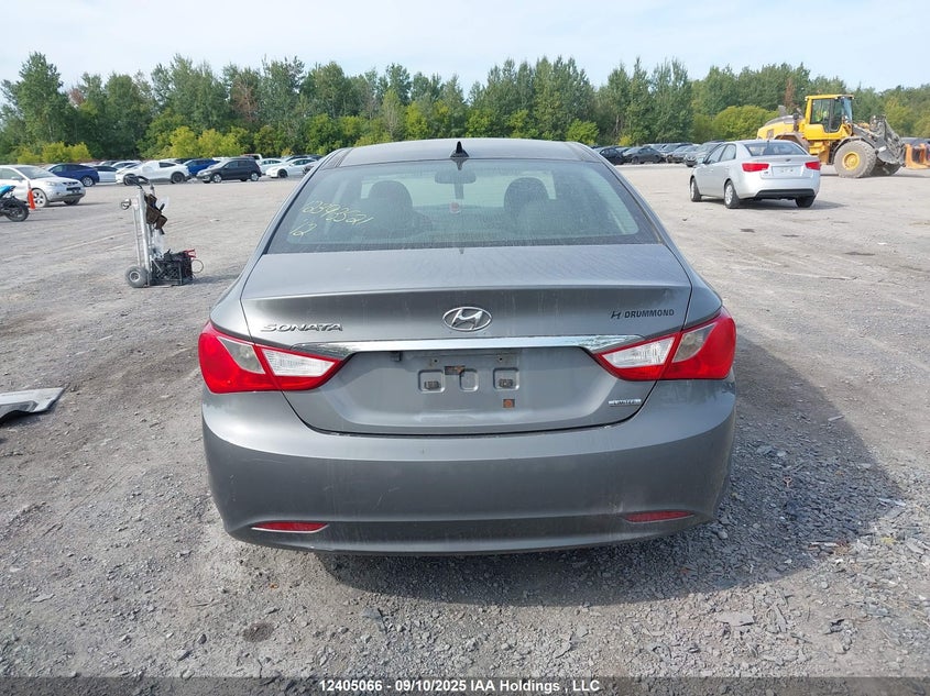 5NPEC4AC1CH487715 2012 HYUNDAI SONATA photo no. 16