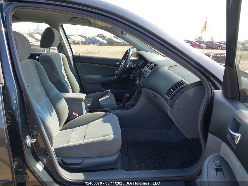 1HGCM564X5A118536 2005 HONDA ACCORD photo no. 5
