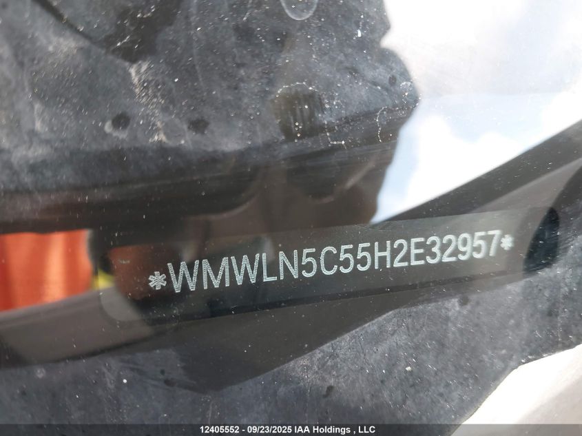 2017 Mini Cooper Clubman VIN: WMWLN5C55H2E32957 Lot: 12405552