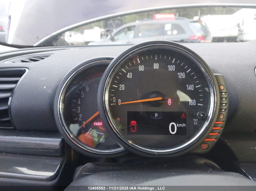 2017 Mini Cooper Clubman VIN: WMWLN5C55H2E32957 Lot: 12405552