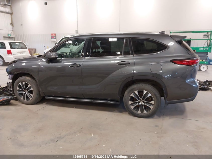 5TDGZRBH6LS011016 2020 TOYOTA HIGHLANDER photo no. 15