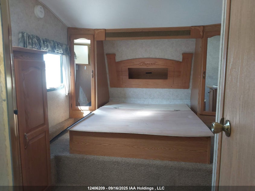 4YDF2892772500322 2007   photo no. 12