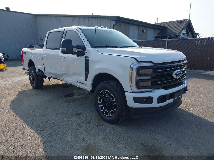FORD F-350 PLATINUM
