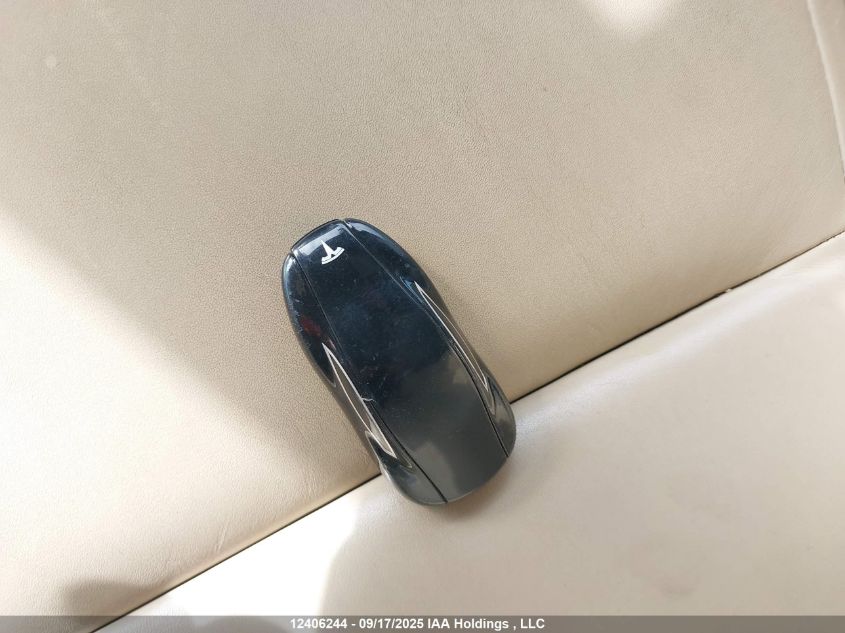 2016 Tesla Model S 60D/70D/75D/85D/90D VIN: 5YJSA1E20GF136615 Lot: 12406244