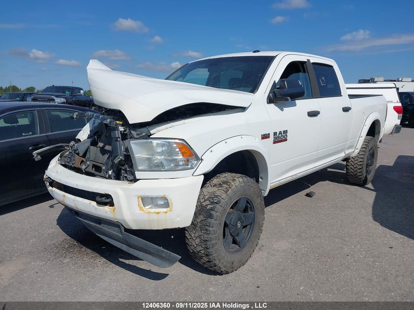 3C63R3DJ7FG688761 2015 RAM 3500 photo no. 2