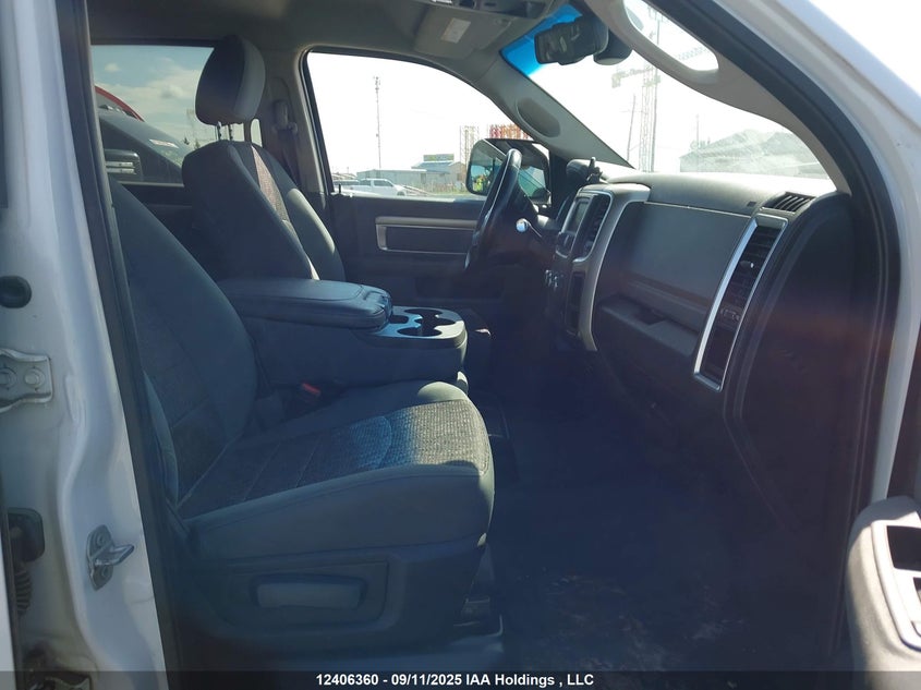 3C63R3DJ7FG688761 2015 RAM 3500 photo no. 5