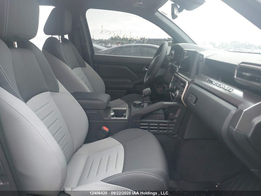 3TYLB5JN5ST084870 2025 TOYOTA TACOMA photo no. 5