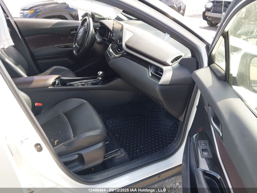 JTNKHMBX5K1053532 2019 TOYOTA C-HR photo no. 5