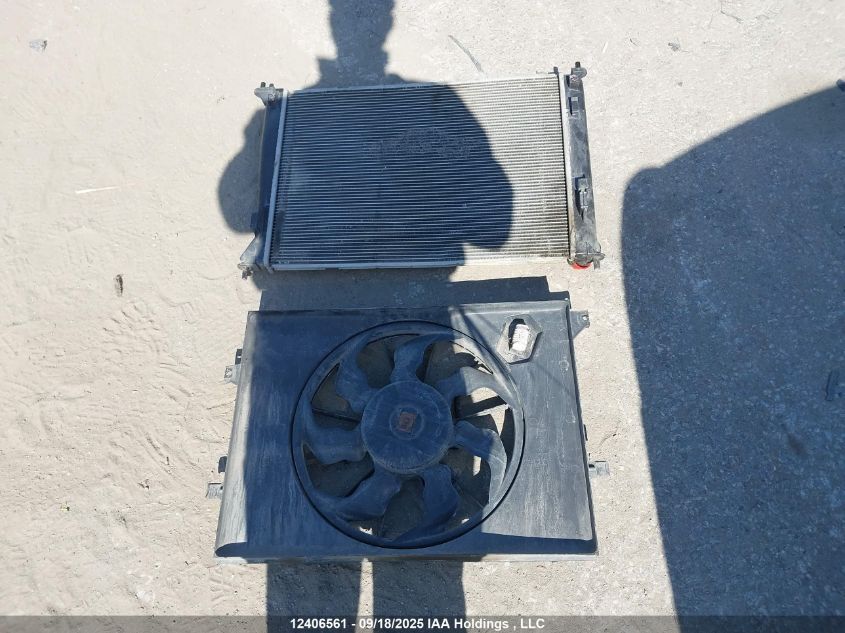 2010 Kia Soul +/!/Sport VIN: KNDJT2A25A7060470 Lot: 12406561