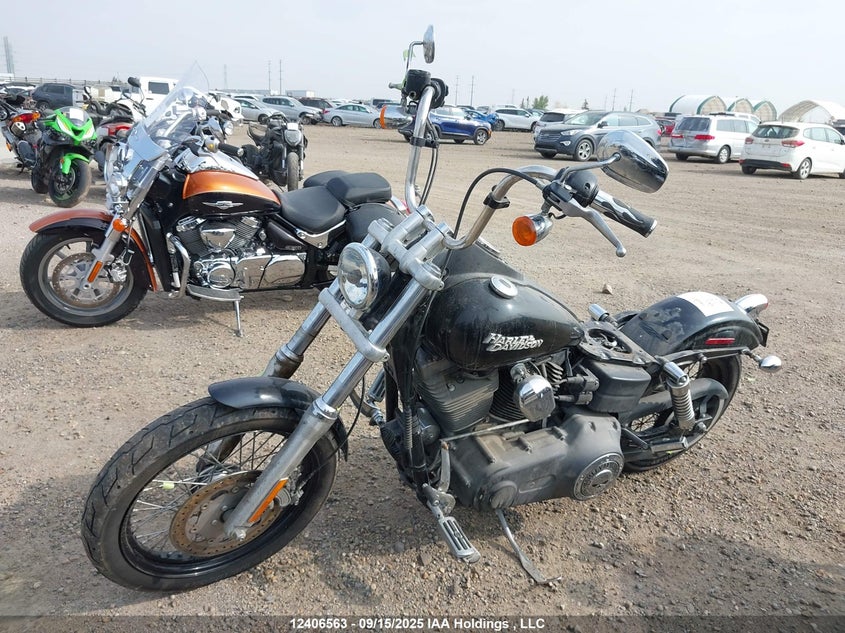 5HD1GX4A7CC317862 2012 HARLEY-DAVIDSON STREET BOB photo no. 2
