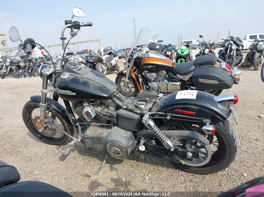 5HD1GX4A7CC317862 2012 HARLEY-DAVIDSON STREET BOB photo no. 3