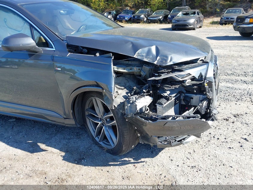 WA1WXAF75MD040020 2021 AUDI Q7 photo no. 6