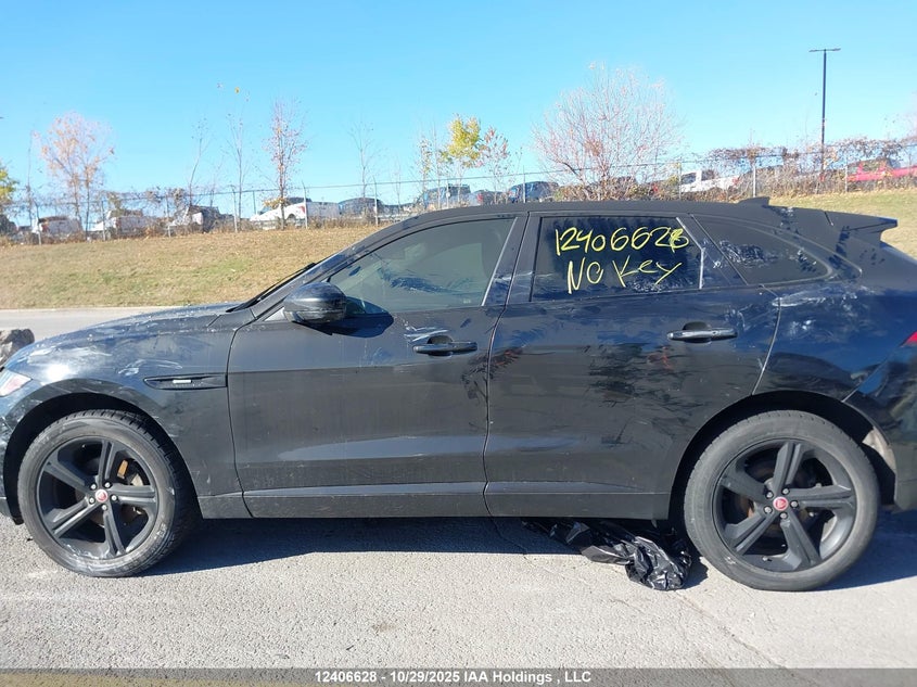 SADCL2BN5HA496223 2017 JAGUAR F-PACE photo no. 13