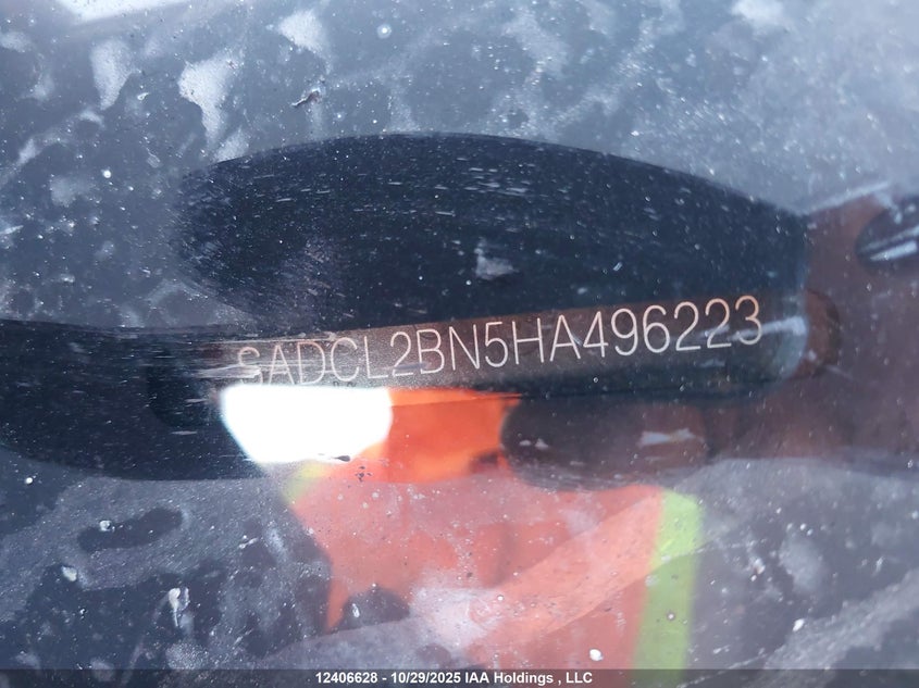 SADCL2BN5HA496223 2017 JAGUAR F-PACE photo no. 18