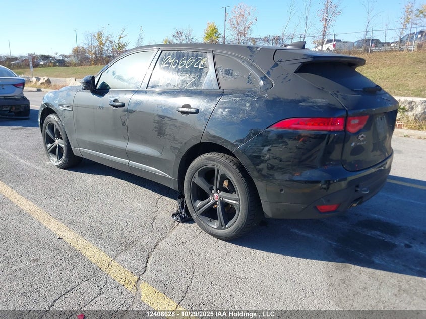 SADCL2BN5HA496223 2017 JAGUAR F-PACE photo no. 3