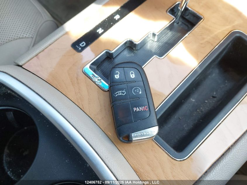 2012 Chrysler 300C VIN: 2C3CCAKT0CH234984 Lot: 12406752