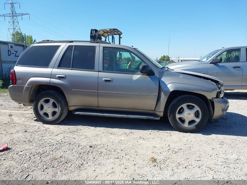 1GNDT13S562146846 2006 CHEVROLET TRAILBLAZER photo no. 13