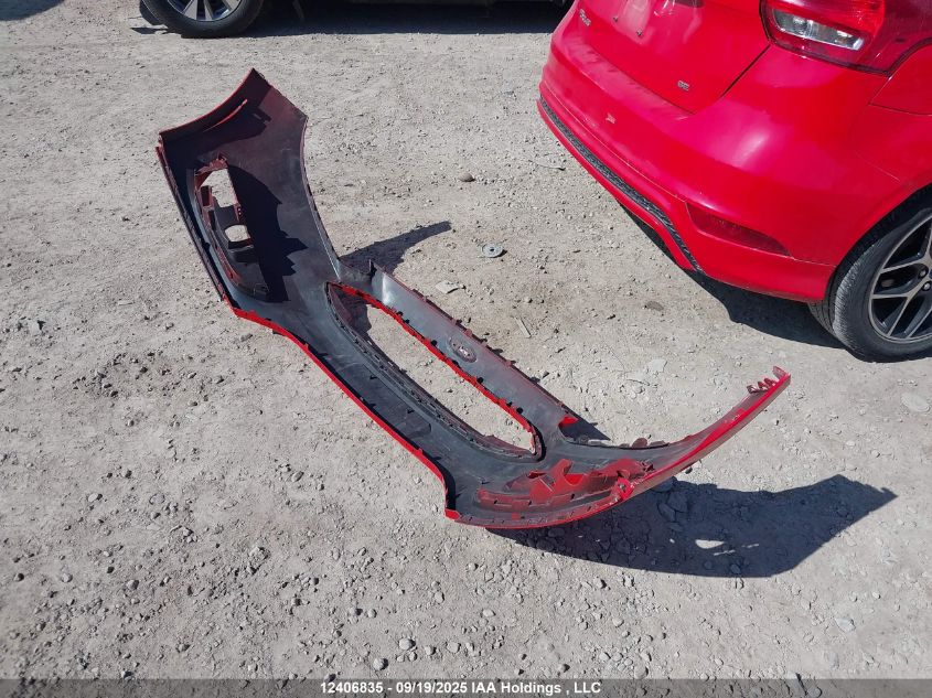 2017 Ford Focus Se VIN: 1FADP3K25HL200174 Lot: 12406835